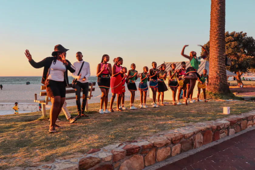 Momento Cultural em Camps Bay