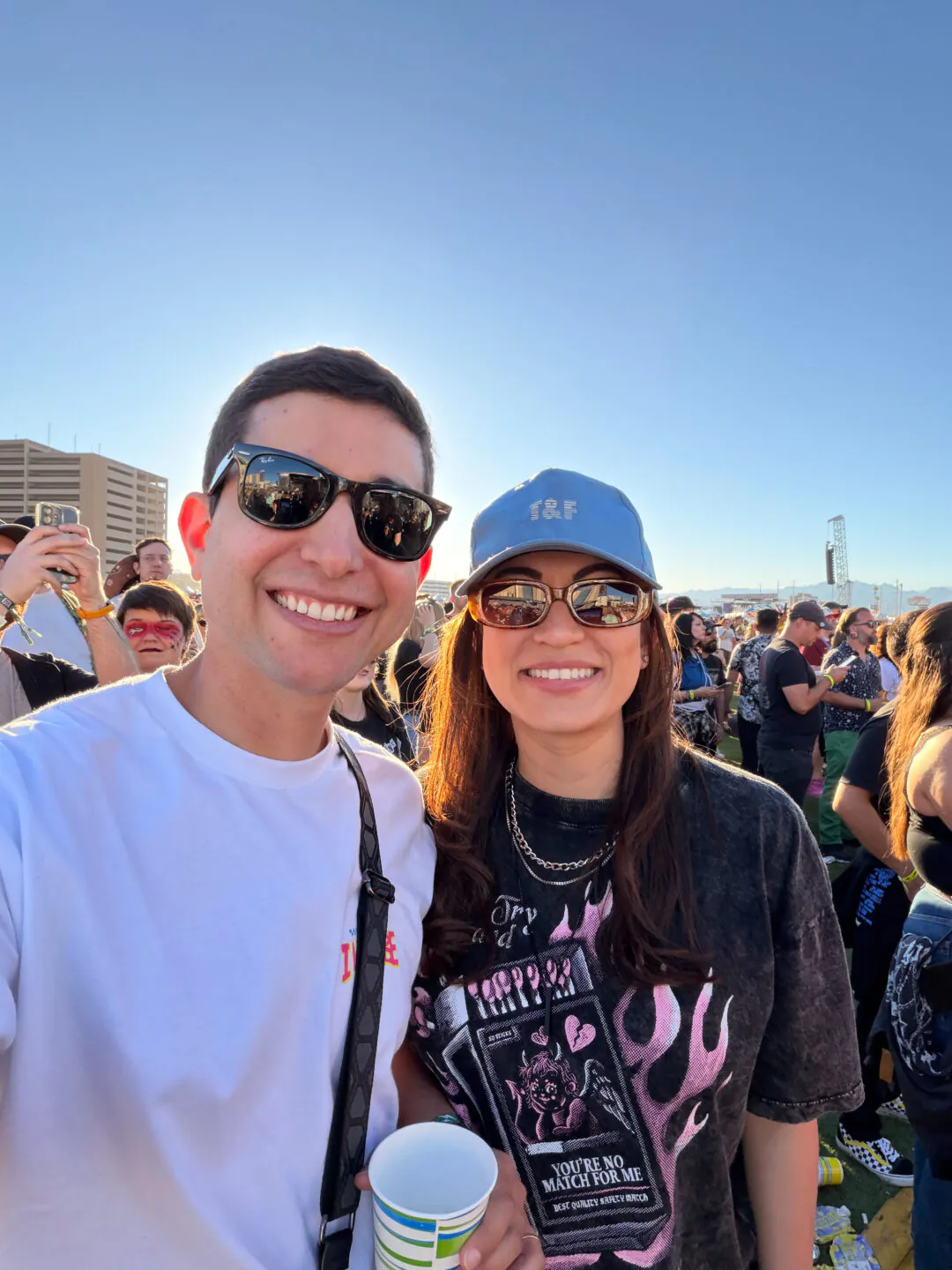 Turismo musical e gig tripping: Estela Assis fala ao Terra sobre viagens movidas por shows